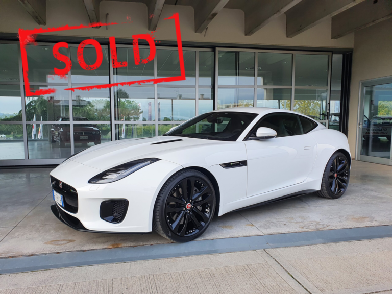 Jaguar F-Type Coupe 2.0 i4 R-Dynamic rwd 300cv